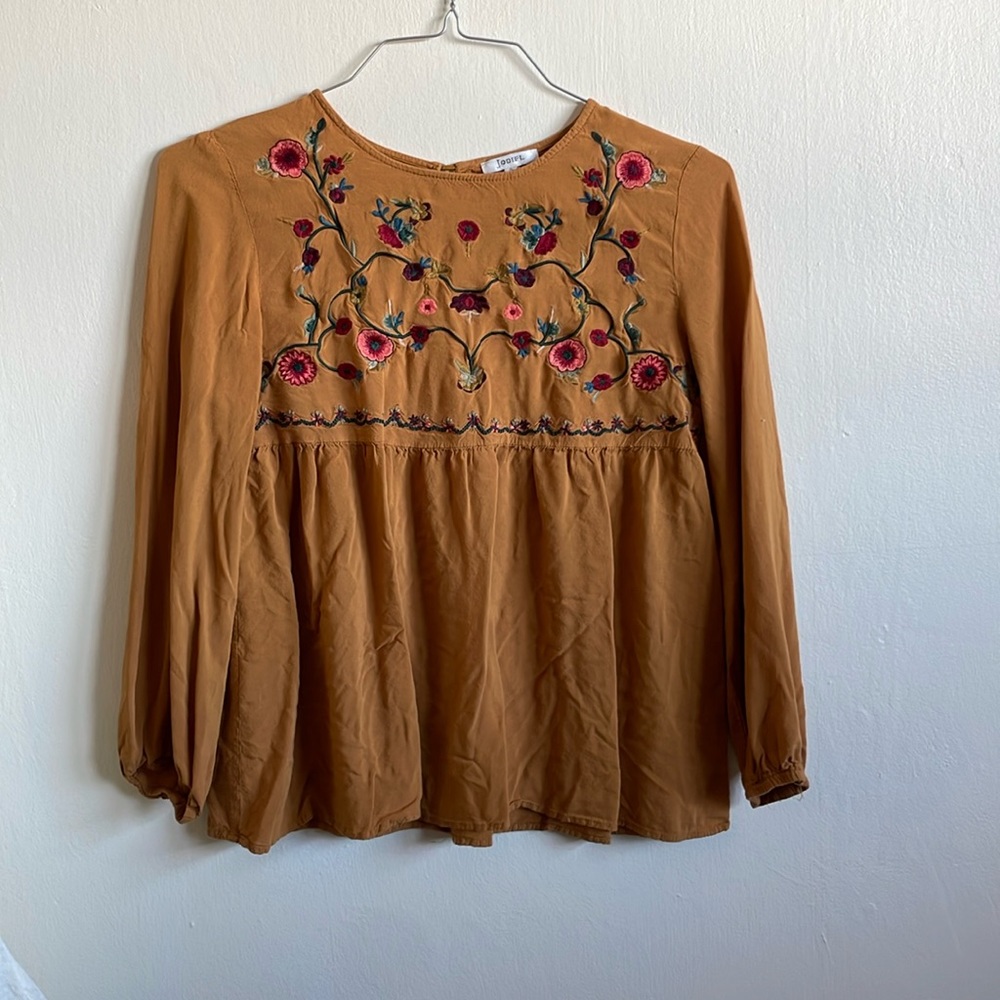 Embroidered flower mustard top